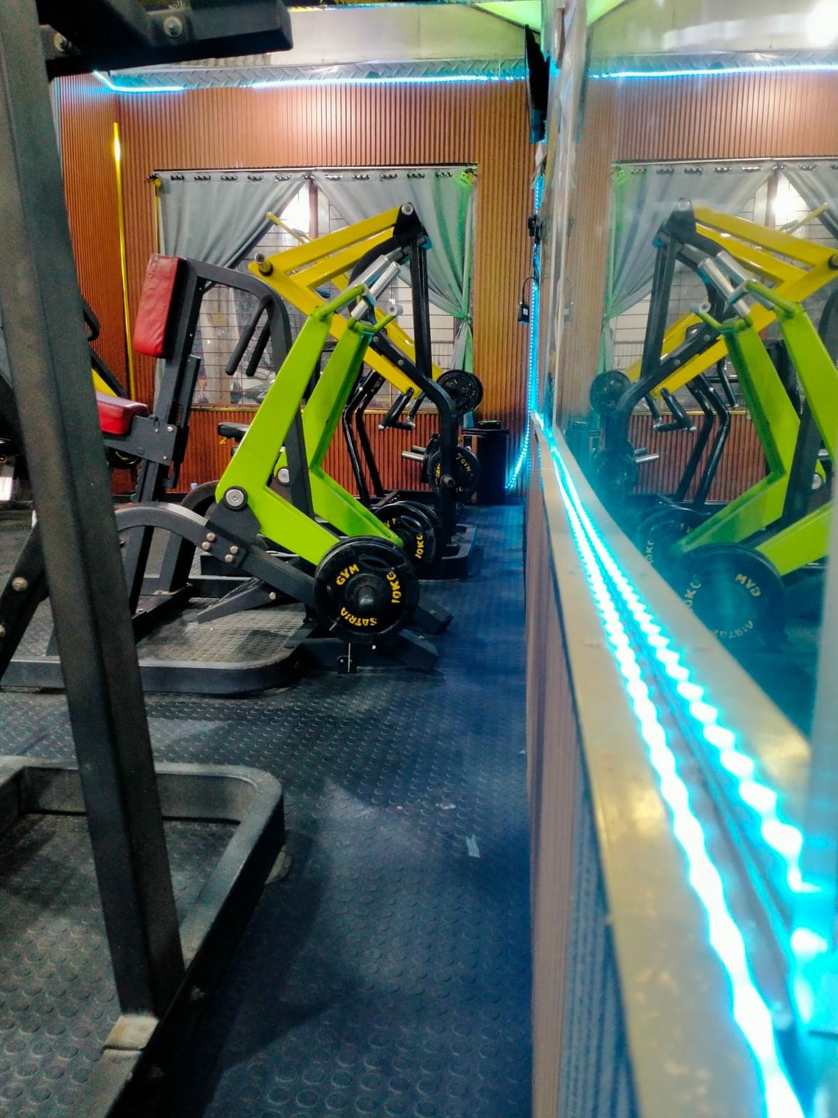 Foto alat gym Satria Gym Club 2